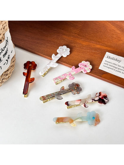 Beau - Acetic Acid Flower-shaped Hairpin