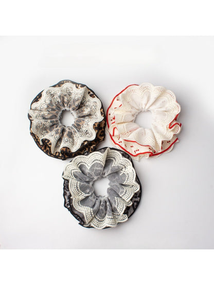 Gifty - Sophisticated Lace Hair Accessories