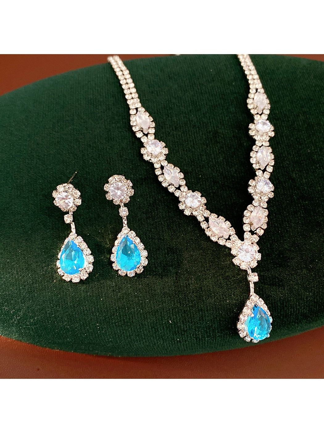 Nozari - Light Luxury Drop Necklace and Stud Earrings