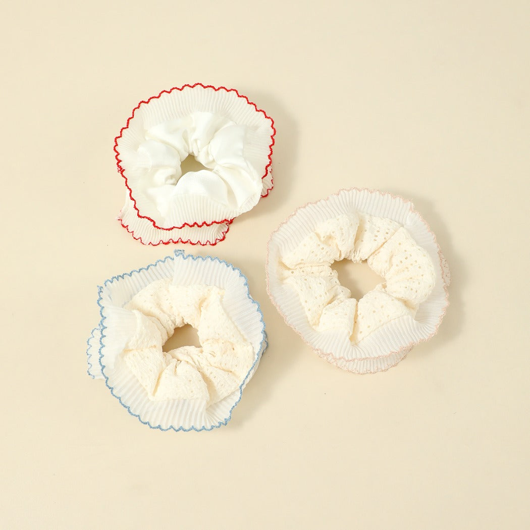 Gifty - Ruffled Lace Scrunchie