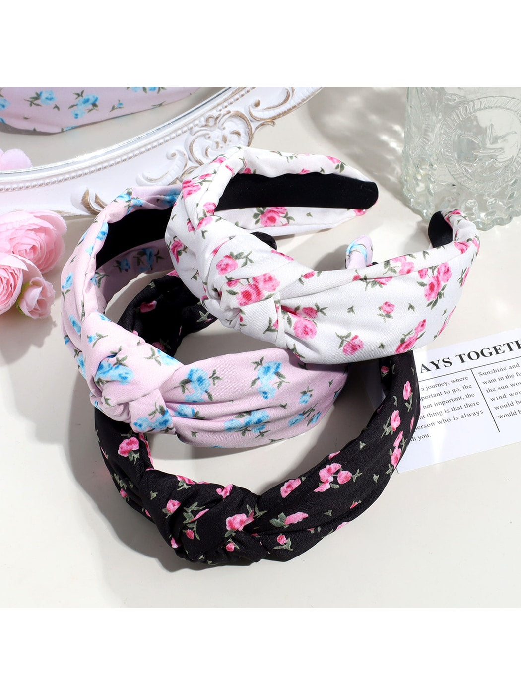 Gifty - Sweet Floral Print Knotted Fabric Headband