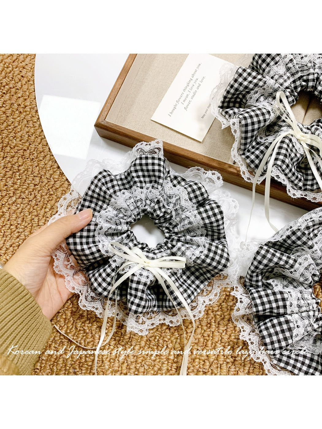 Gifty - Black White Plaid Lace Hair Ring
