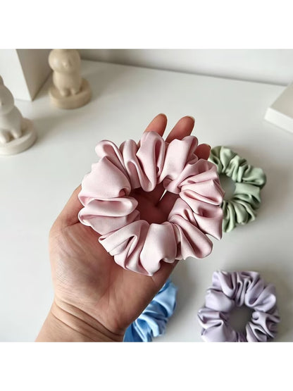Gifty - Solid Color Polyester Satin Look Scrunchie