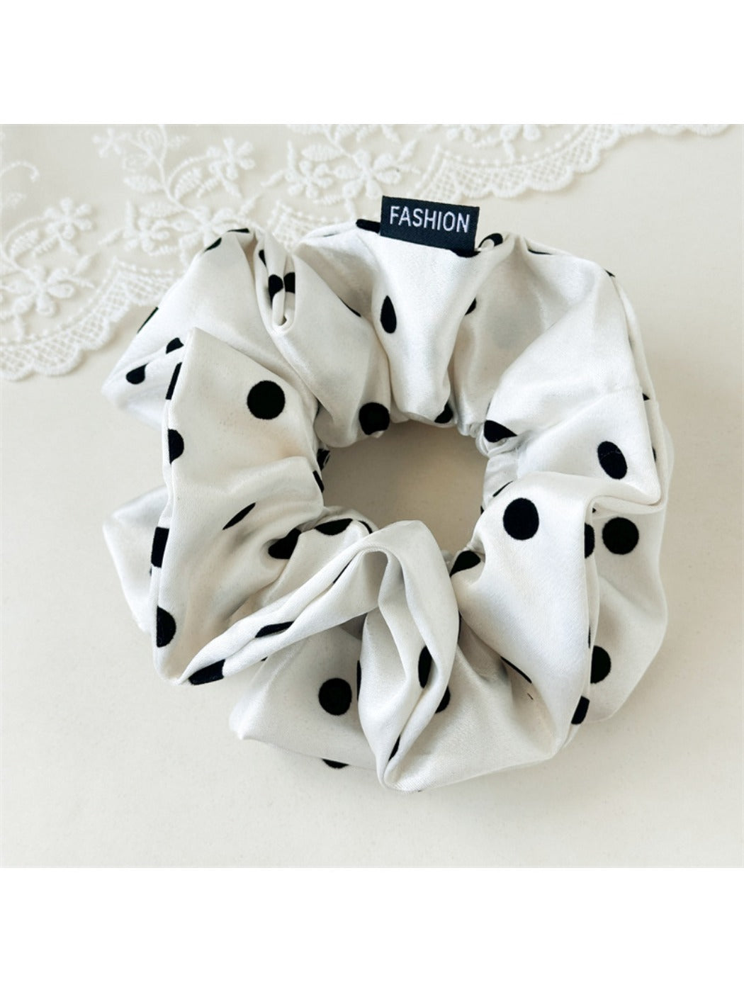 Gifty - Polka Dot Hair Ties