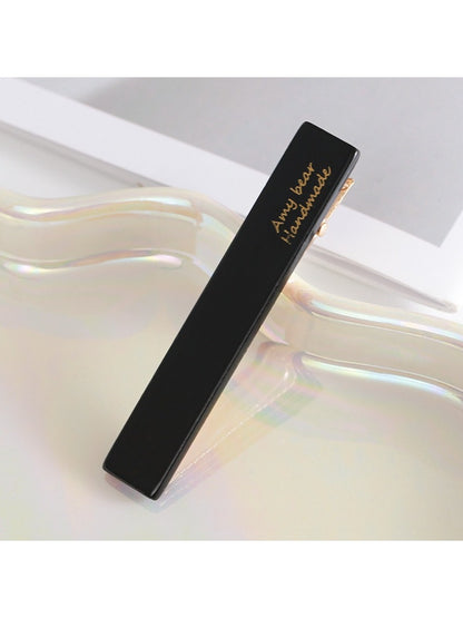 Beau - Minimalist Square Hair Clip