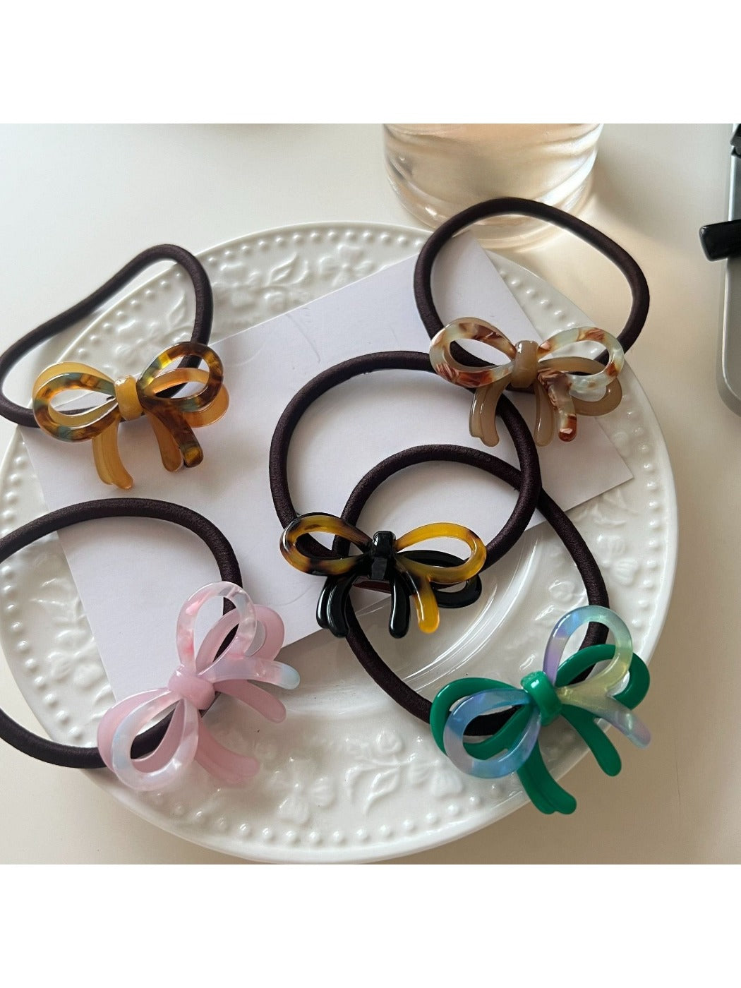 Gifty - Sleek Color Blocked Bow Hair Tie