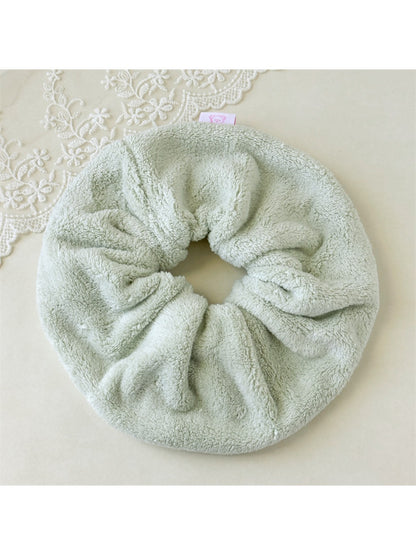 Gifty - Soft Towel Hair Scrunchies