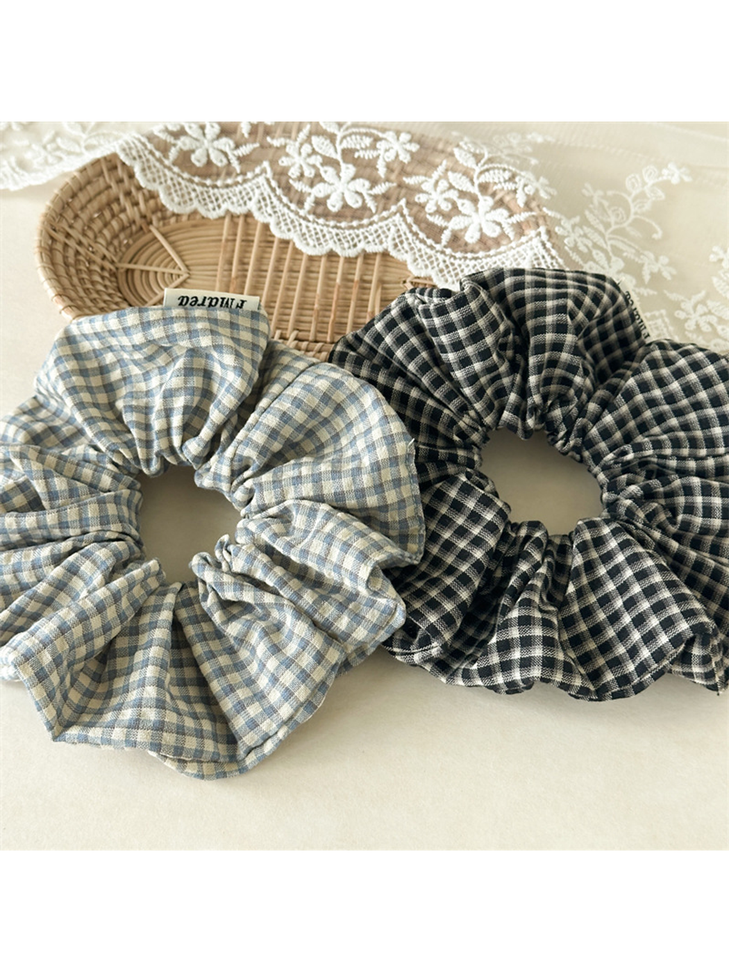 Gifty - Fresh Sweet Plaid Ruched Styling Scrunchie