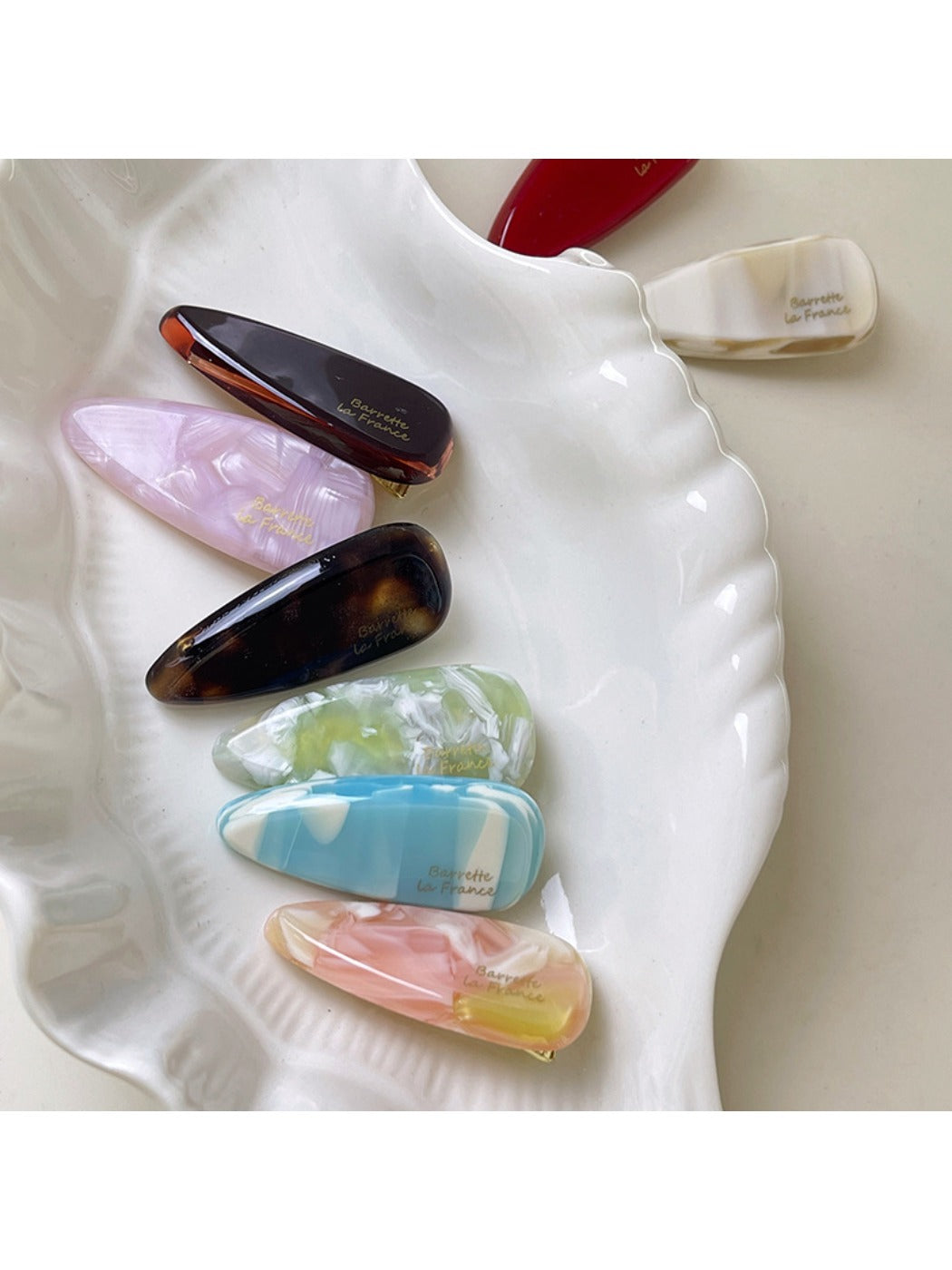 Beau - Elegant Multi Colored Oval Hair Clip