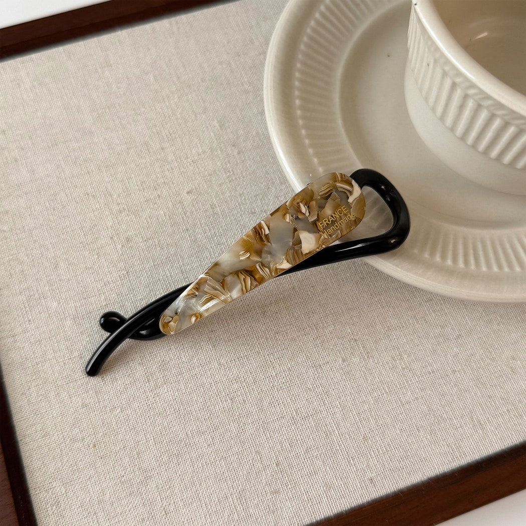 Beau - Acetate Geometric Marble Twist Hair Clip