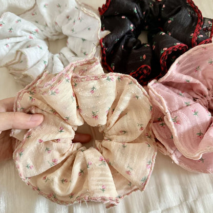 Gifty - Floral Ruffle Trim Polyester Scrunchie