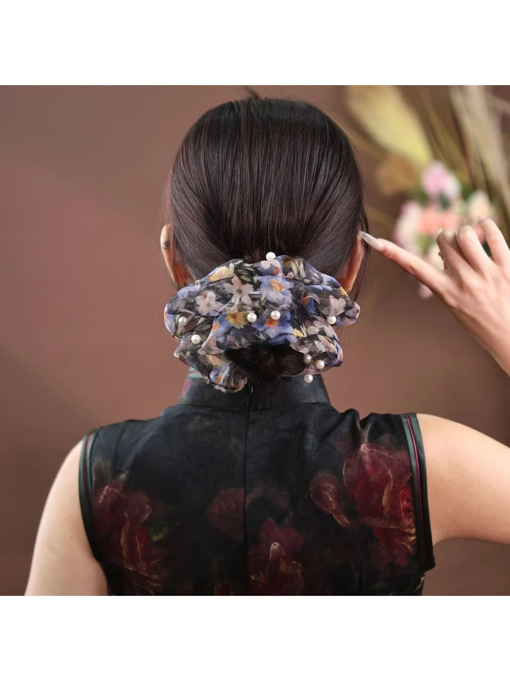 Gifty - Polyester Organza Printed Scrunchie