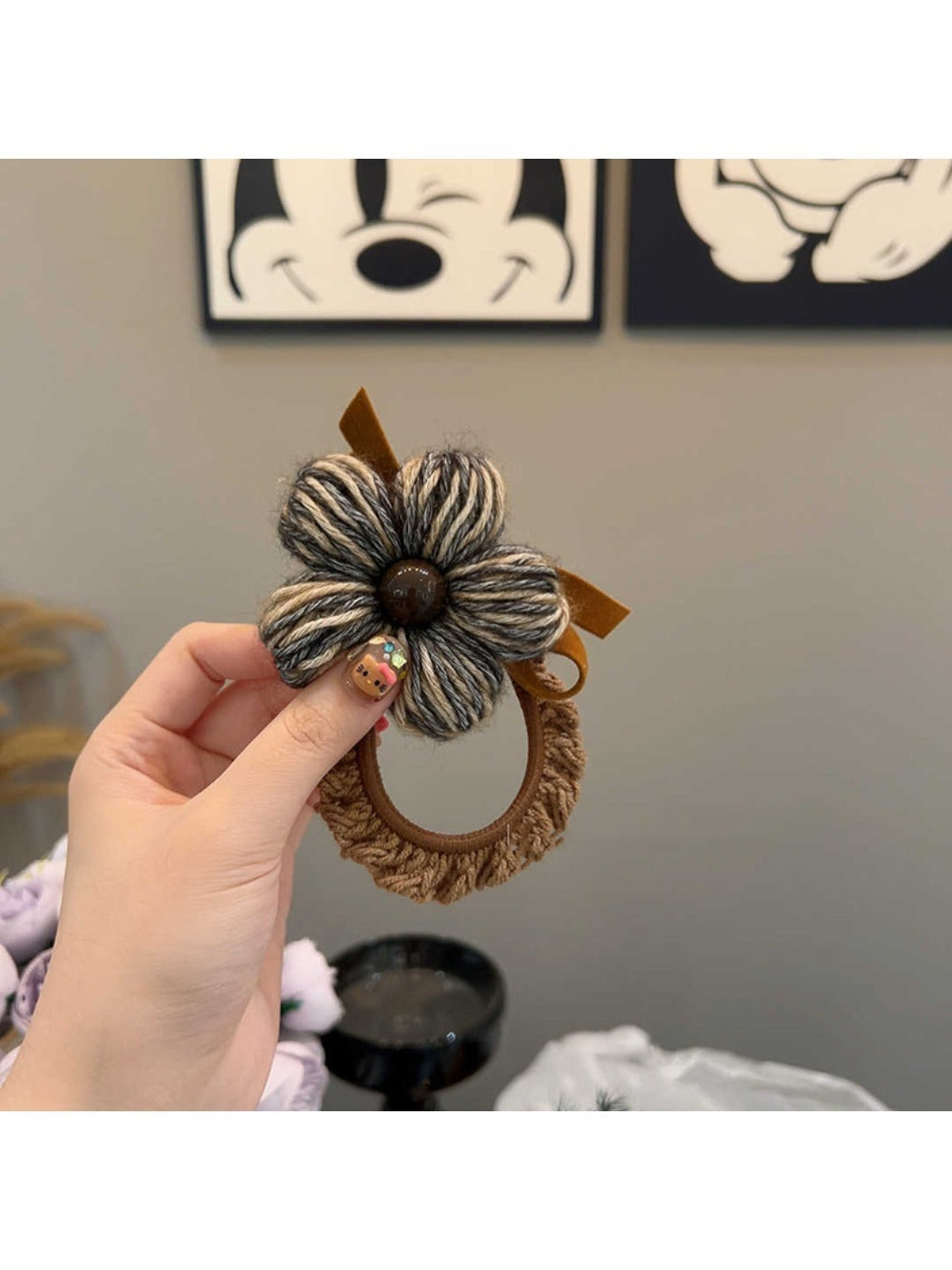 Gifty - Floral Bow Hair Scrunchie