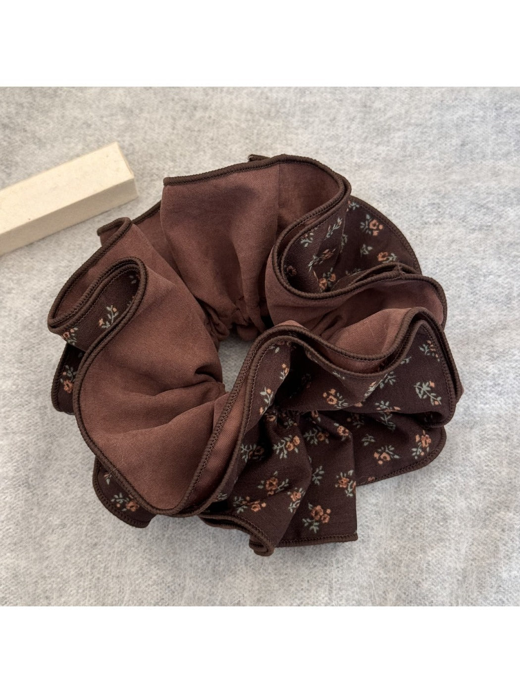 Gifty - Elegant Double Layer Floral Scrunchie