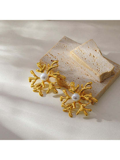 Earedge - Elegant Floral Shaped Earrings