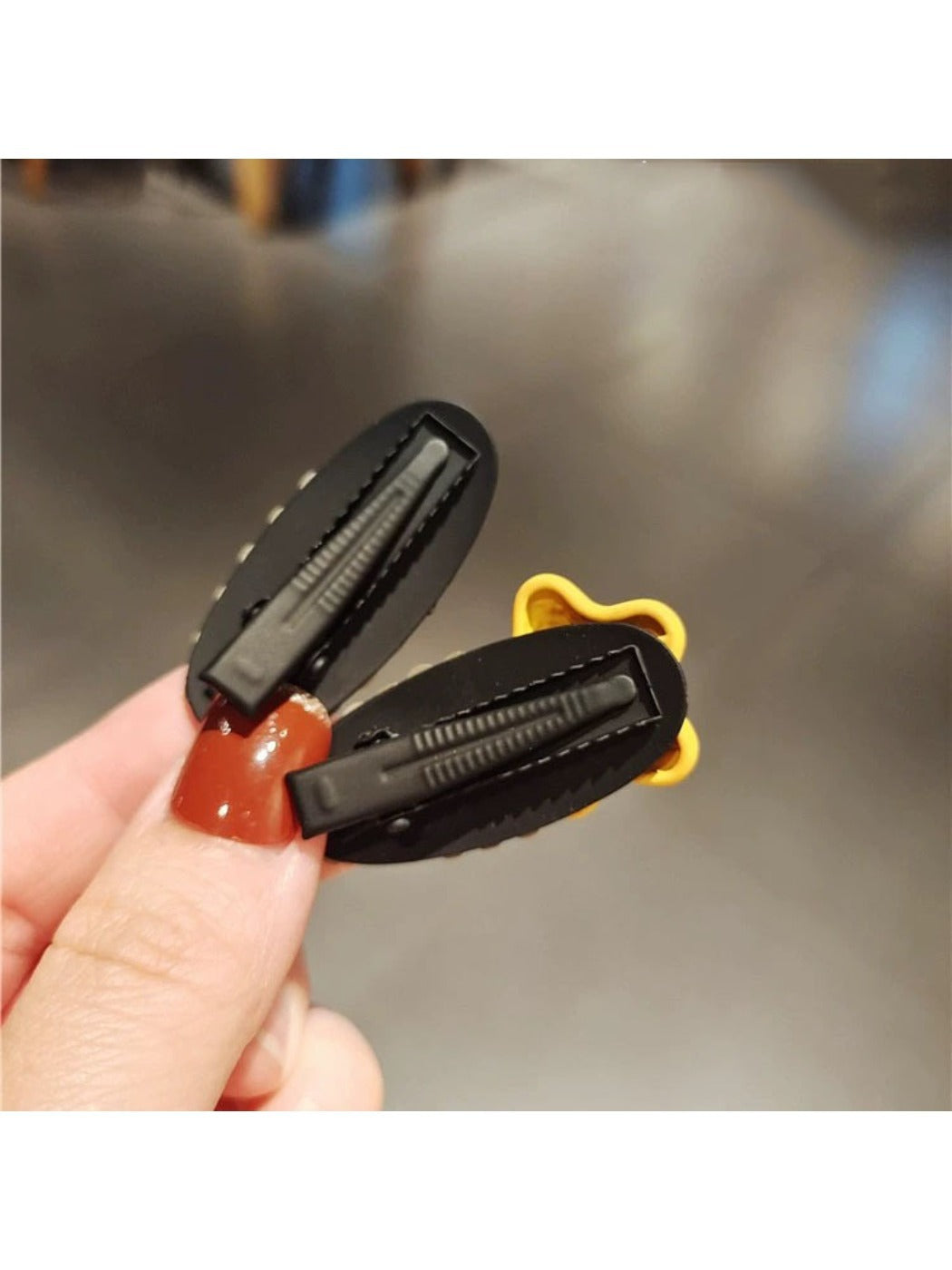 Beau - Yellow Smiley Hair Clip
