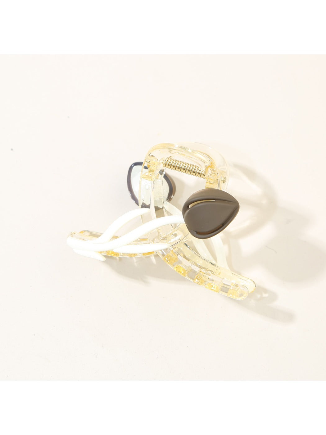 Beau - Crisscross Tulip Shaped Hair Claw Clip