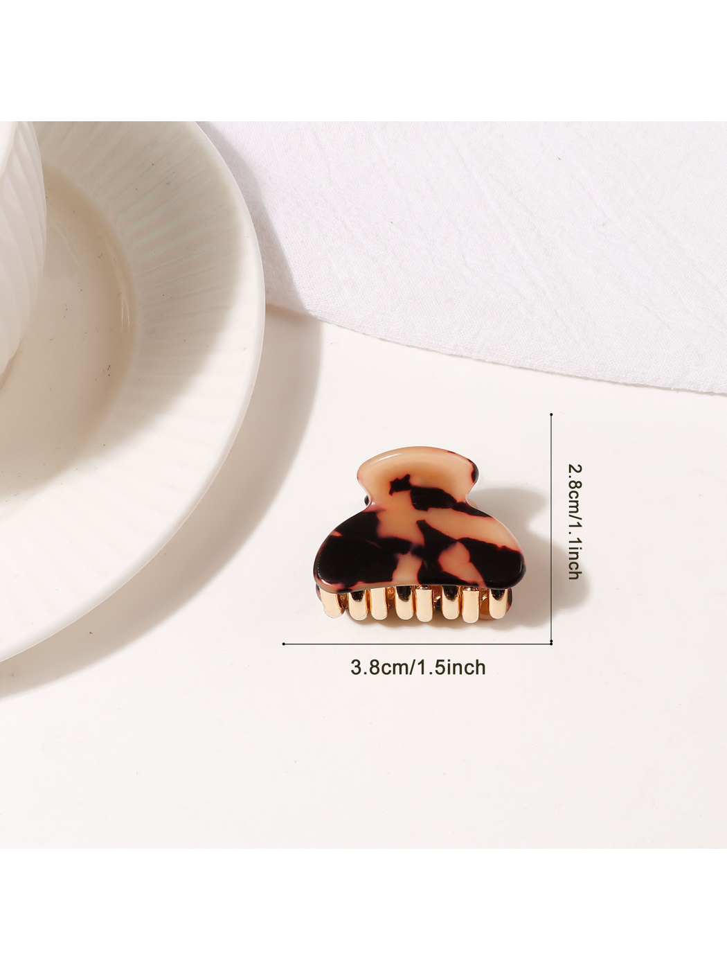 Beau - Mini Textured PVC Vintage Style Claw Clip
