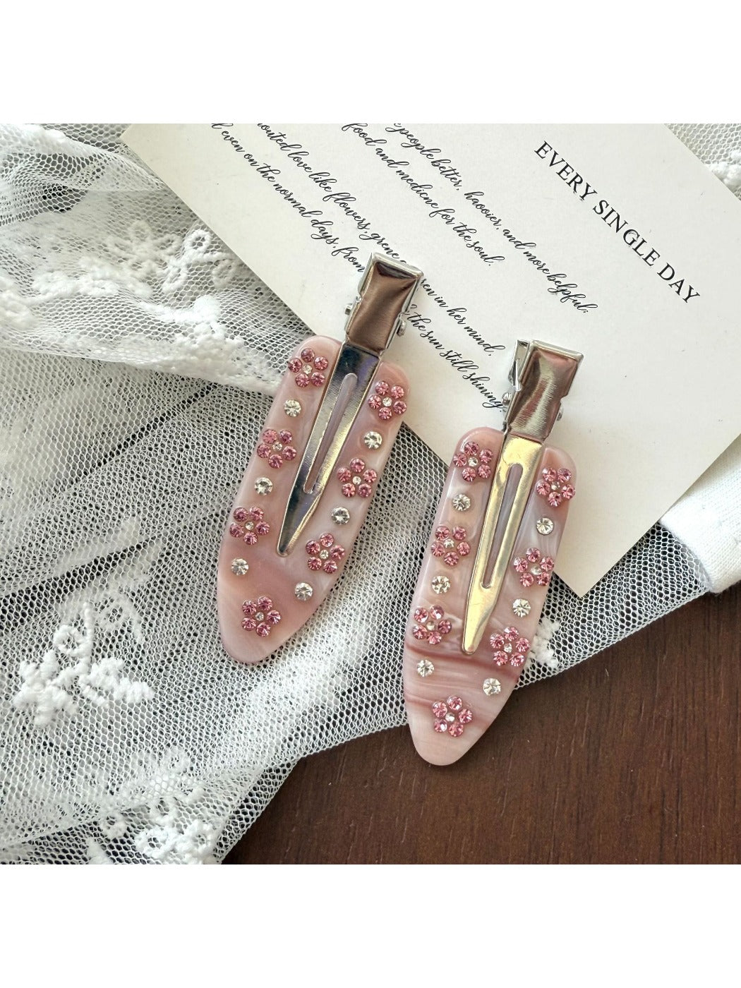 Beau - Elegant Flat Hair Clip
