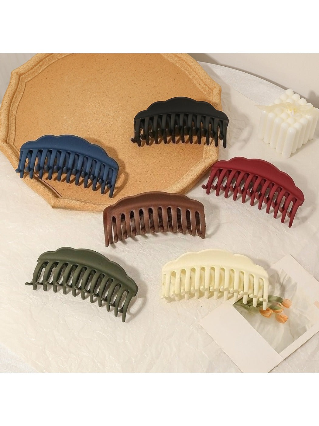 Beau - Minimalist Large Half Round Claw Clip