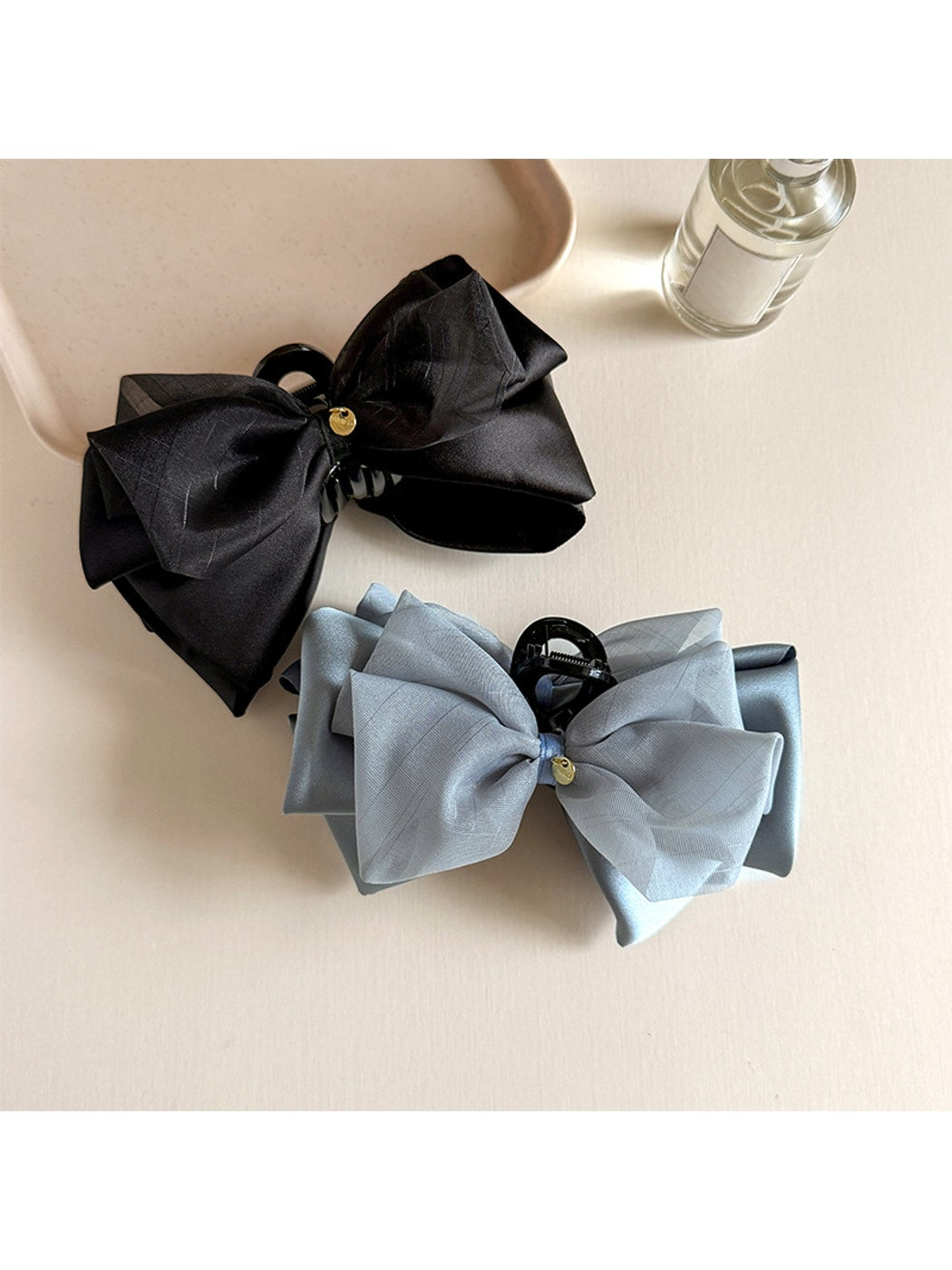 Beau - Dimensional Multi Layer Bow Hair Claw Clip