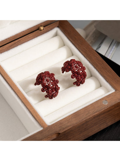 Earedge - Floral Pleat Premium Earrings