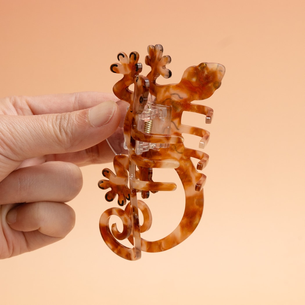 Beau - Gecko Design Motif Claw Clip