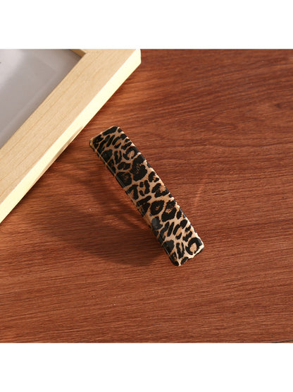 Beau - Vintage Leopard Print Hair Clip