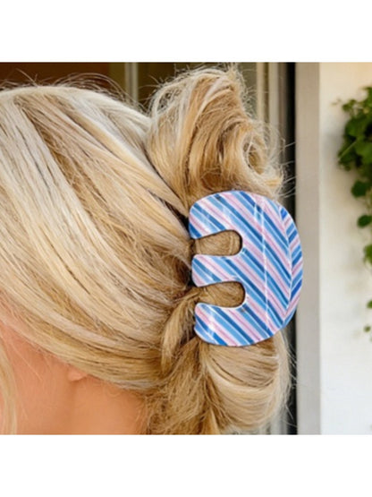 Beau - M-Shaped Hair Clip