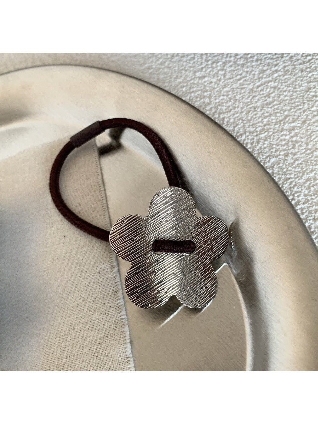 Gifty - High-Stretch Minimalist Hair Tie