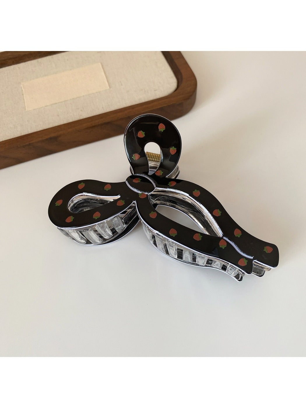 Beau - Chic Bow Claw Clip