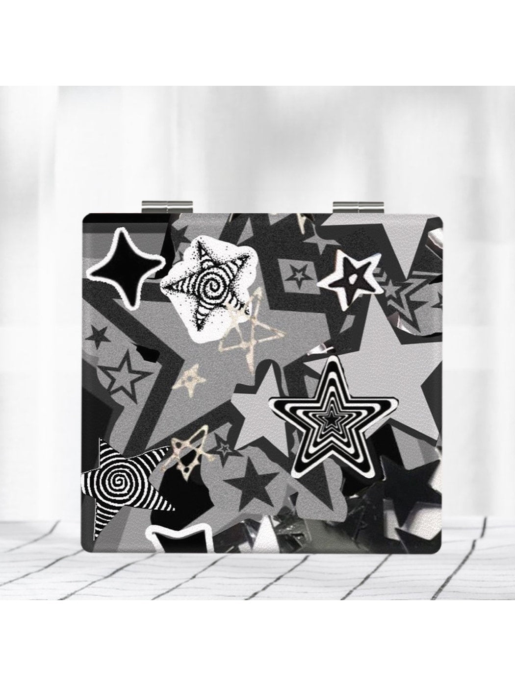Mirroray - Y2K Star Print Folding Makeup Mirror