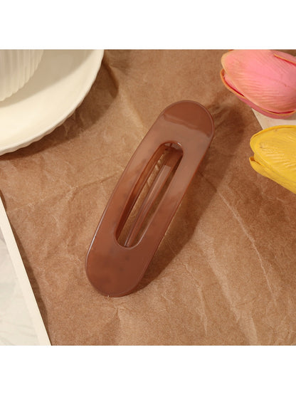 Beau - Oval Shaped Pretty Hair Clip