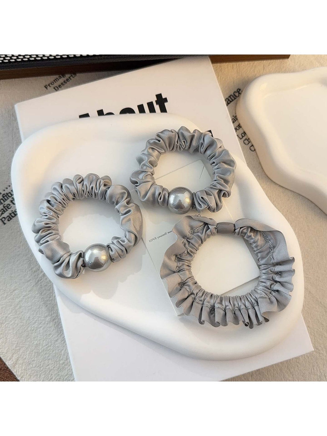 Gifty - High Elastic Ruffle Trim Decorative Hair Tie