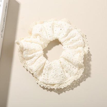 Gifty - Vintage Style Starfish Detail Scrunchie
