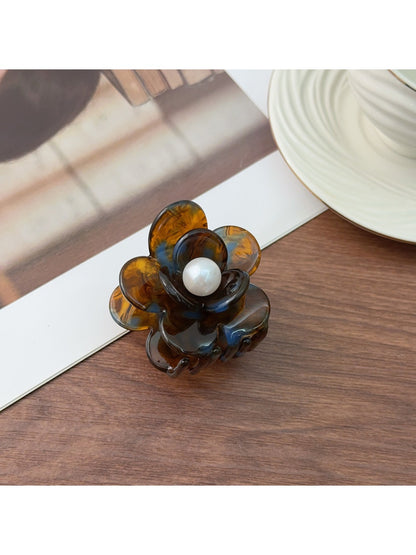 Beau - Elegant Camellia Hair Claw Clip