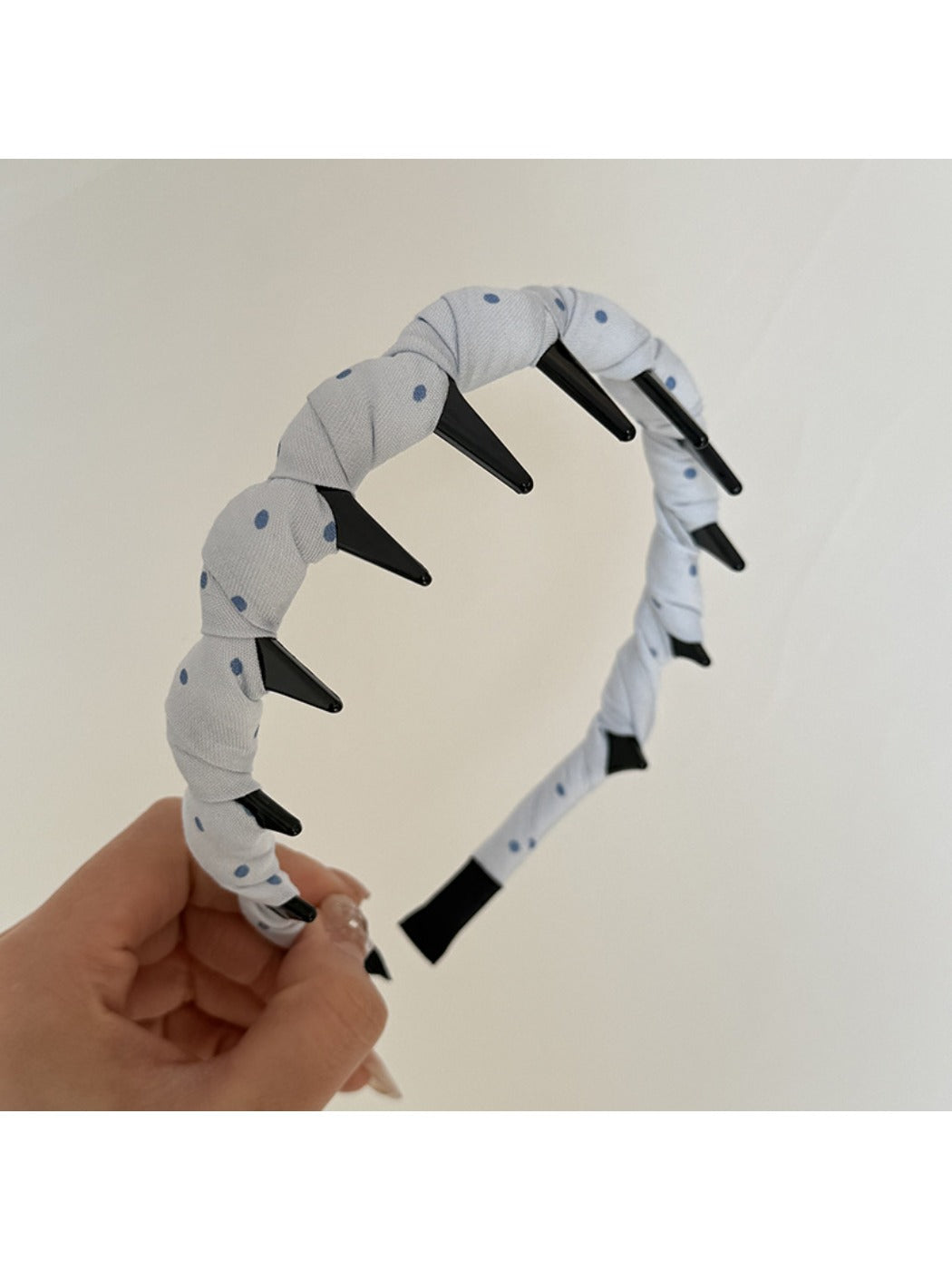 Gifty - Minimalist Polka Dot Long Tooth Headband