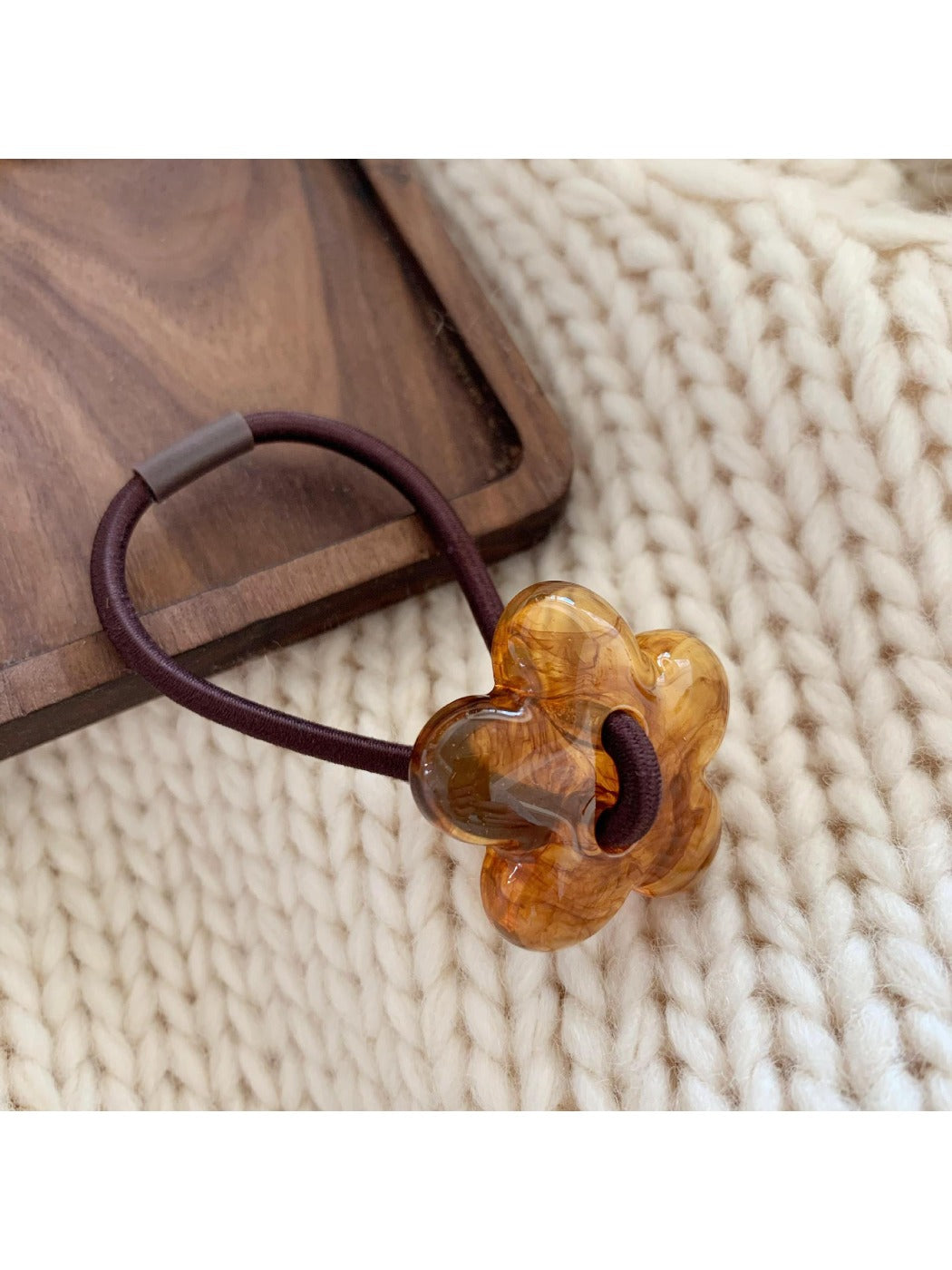 Gifty - Little Flower Shaped Hair Tie