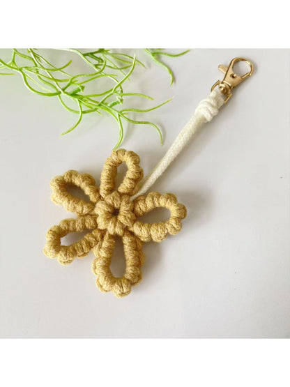 Keypus - Flower Keychain Minimalist Cute Floral Accessory