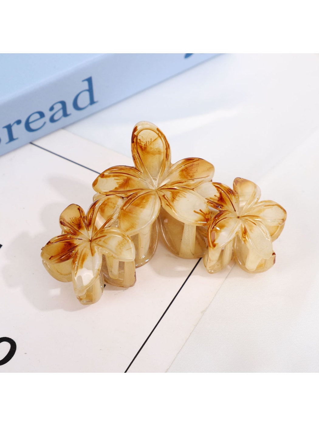 Beau - Plastic and Alloy Floral Hair Styling Claw Clip