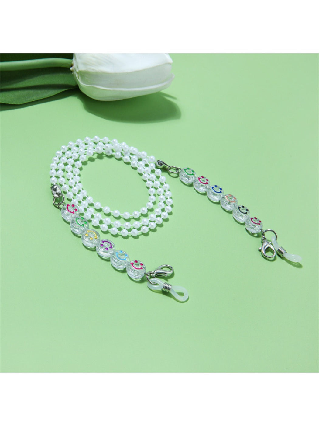 Velra - Minimalist Beaded Smiley Face Eyeglass Strap