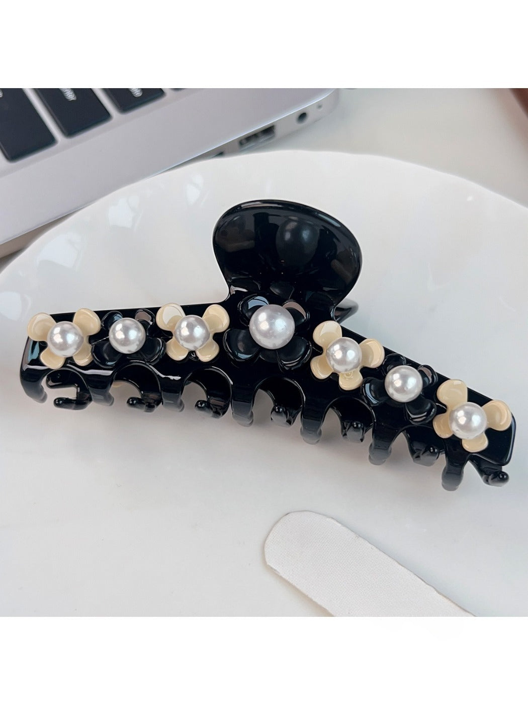 Beau - Floral Beaded Acetate Fiber Claw Clip