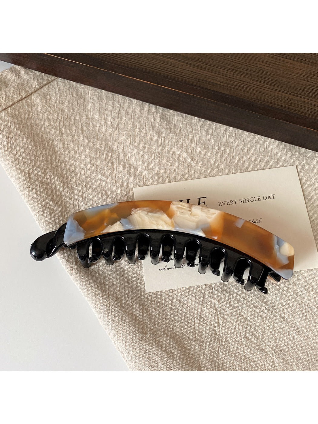 Beau - Vintage Large Banana Clip