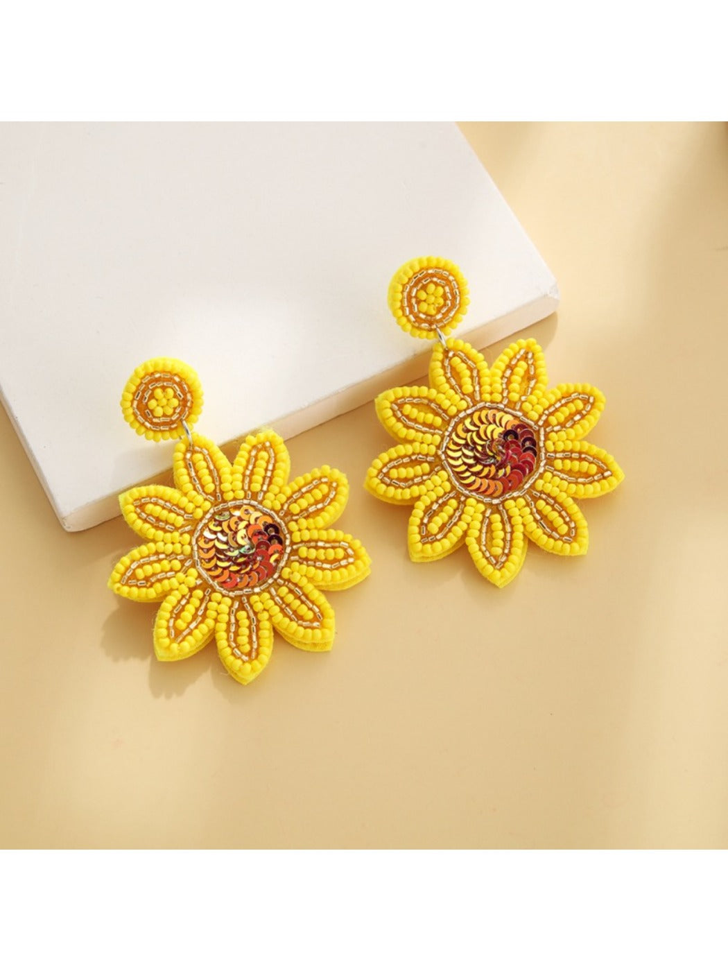 Earedge - Tropical Inspired Dangling Bead Earrings