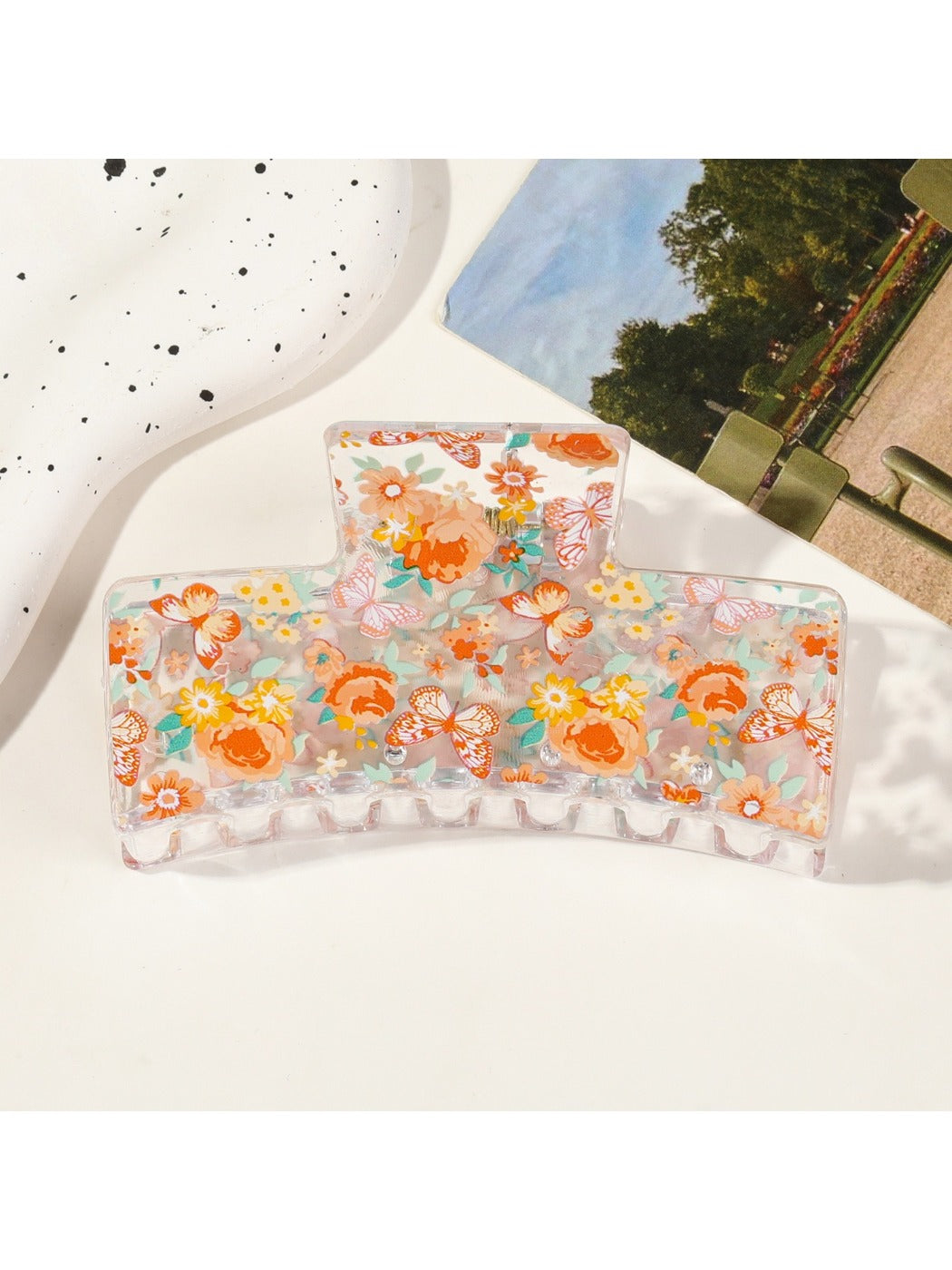 Beau - Minimalist Floral Hair Claw Clips