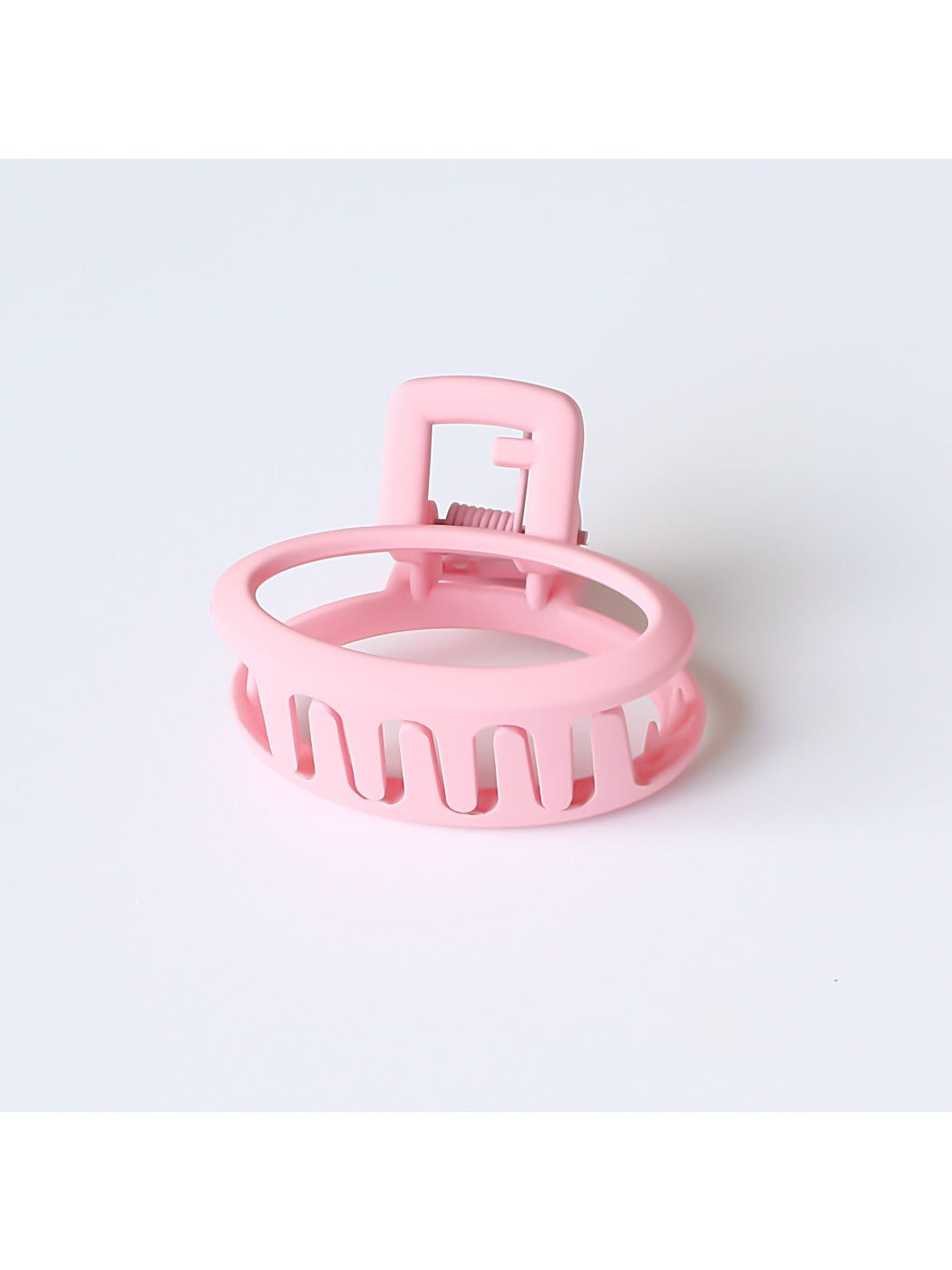 Beau - Minimalist Oval Shaped Openwork Claw Clip