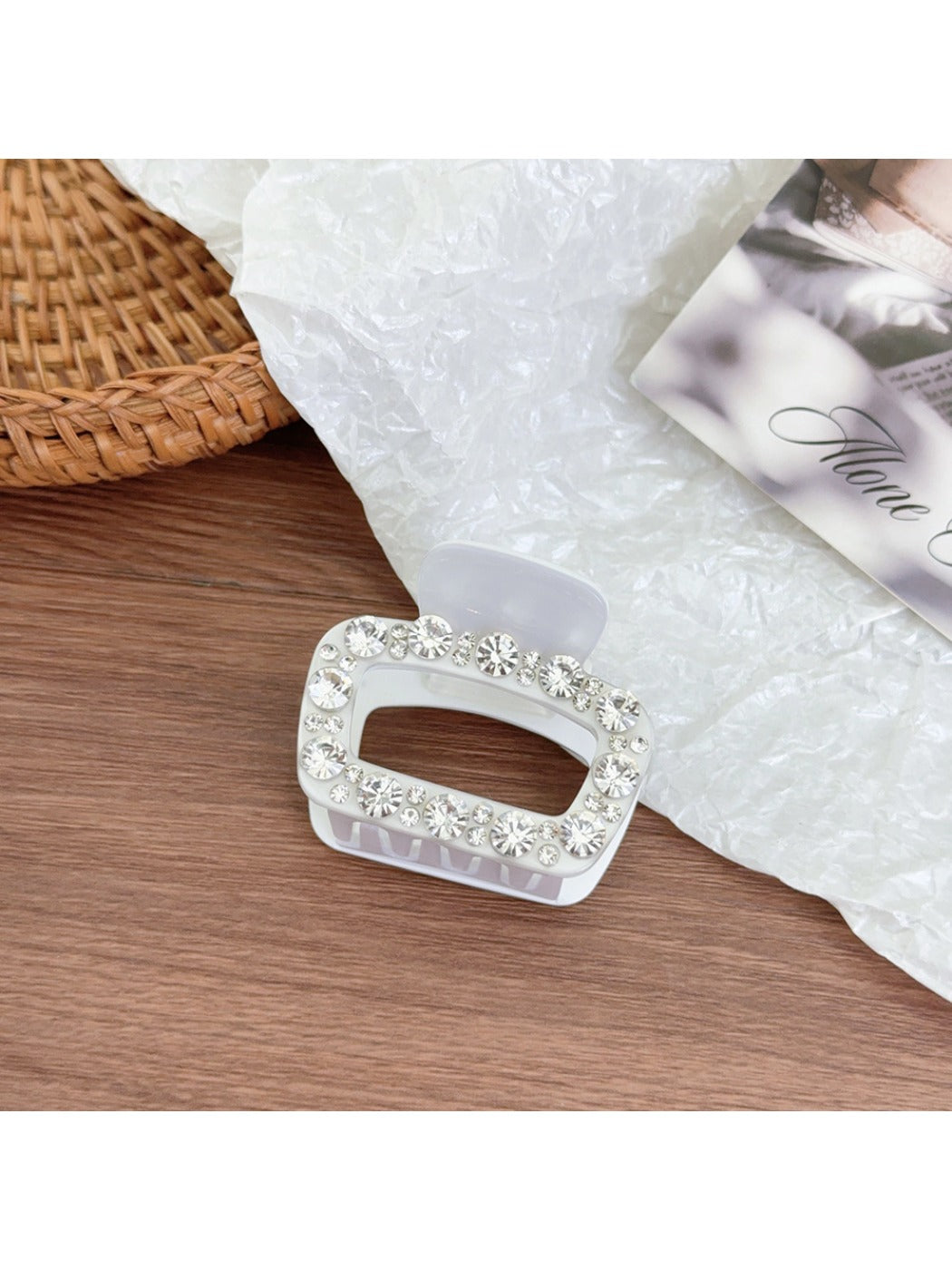 Beau - Elegant Square Openwork Hair Claw Clip