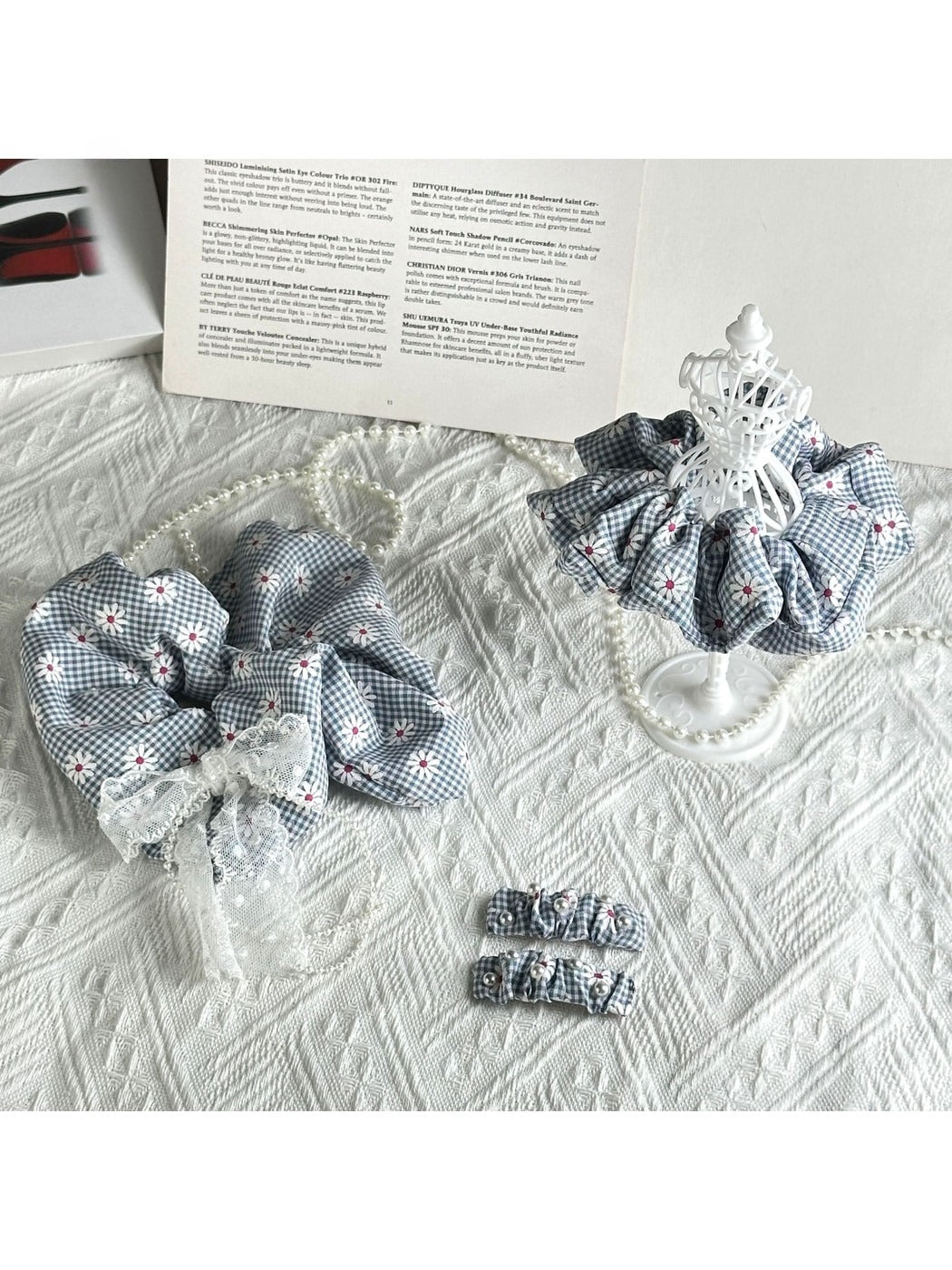 Gifty - Polyester Daisy Gingham Ruffled Fabric Scrunchie
