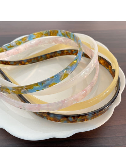 Gifty - Elegant Curved Slim Headband