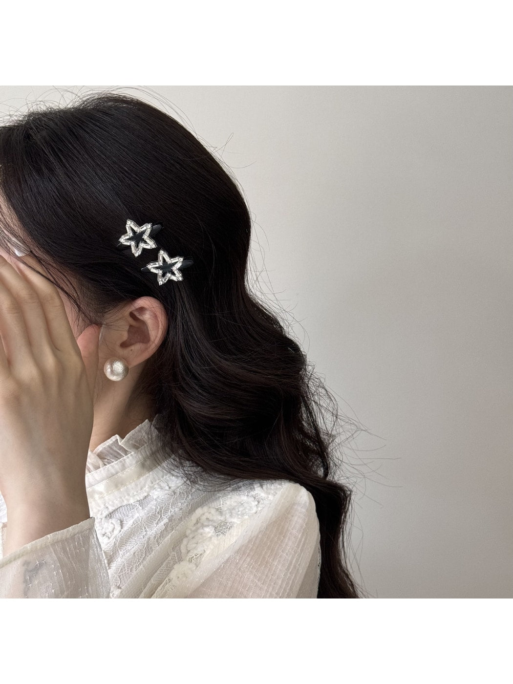 Beau - Rhinestone Five-Point Star Accent Hair Clip